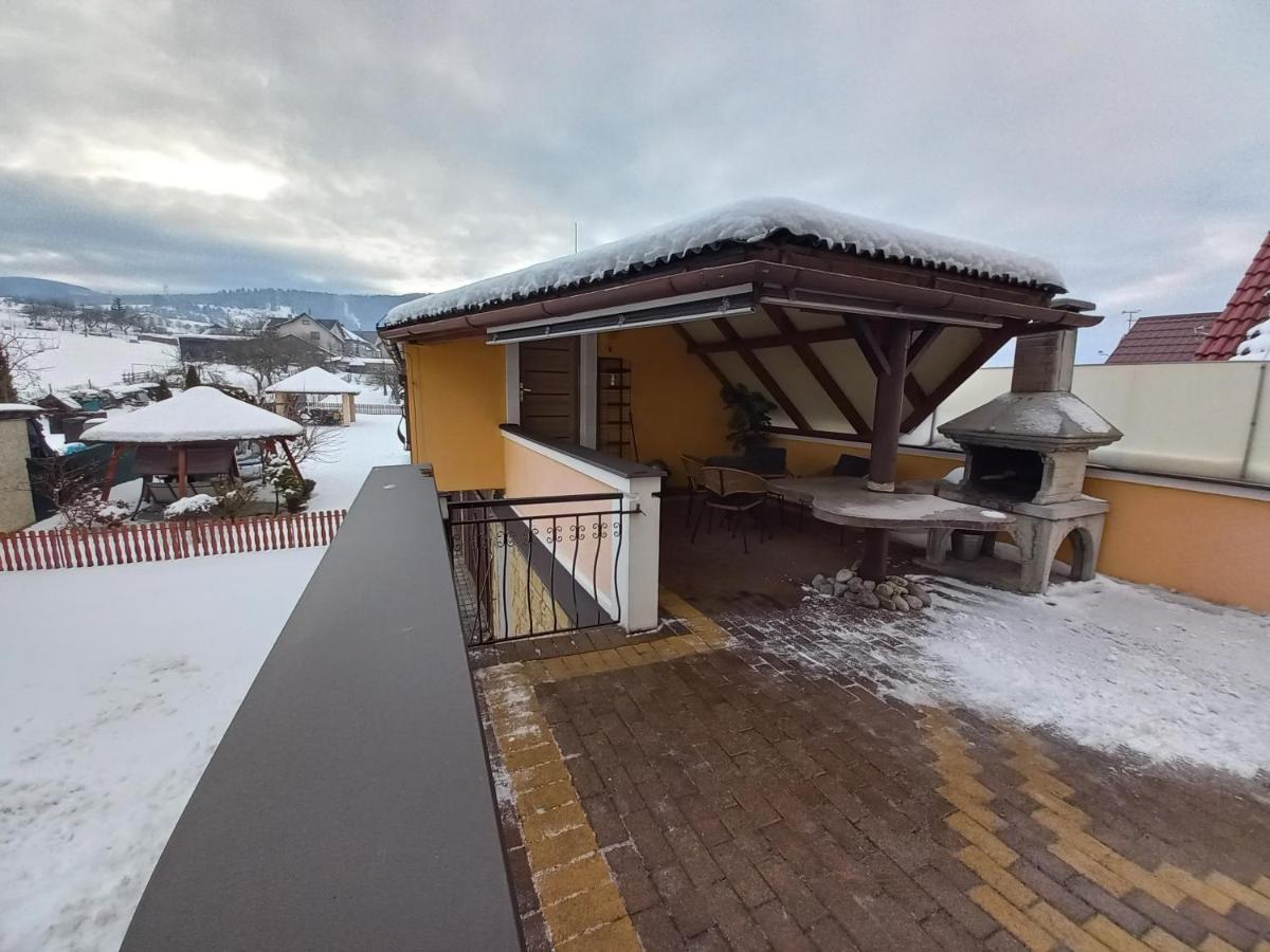 Apartmán Elegant 2 Bešeňová Exterior foto